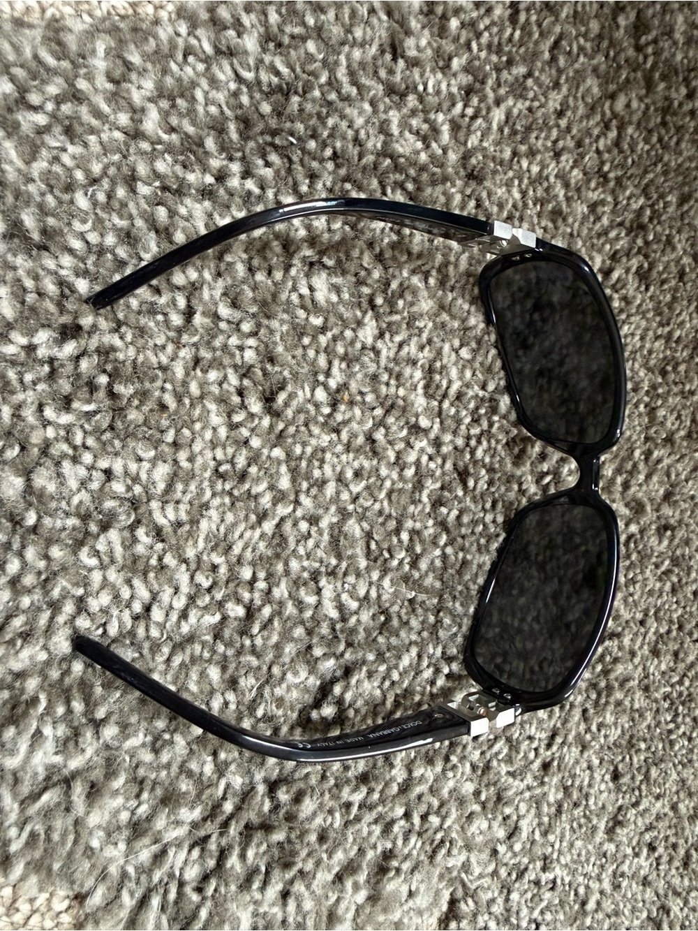 Dolce & Gabbana Vintage Glossy Black Designer Sunglasses - Picture 6 of 7